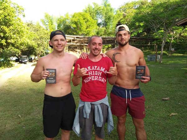 An-explosion-of-divers-and-student An explosion of divers and student