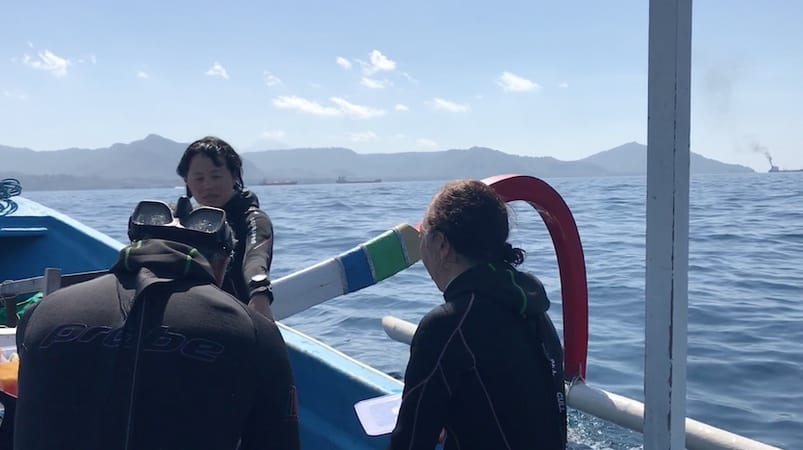 Trip Padang Bai customers Huge sea snake in Nusa Penida