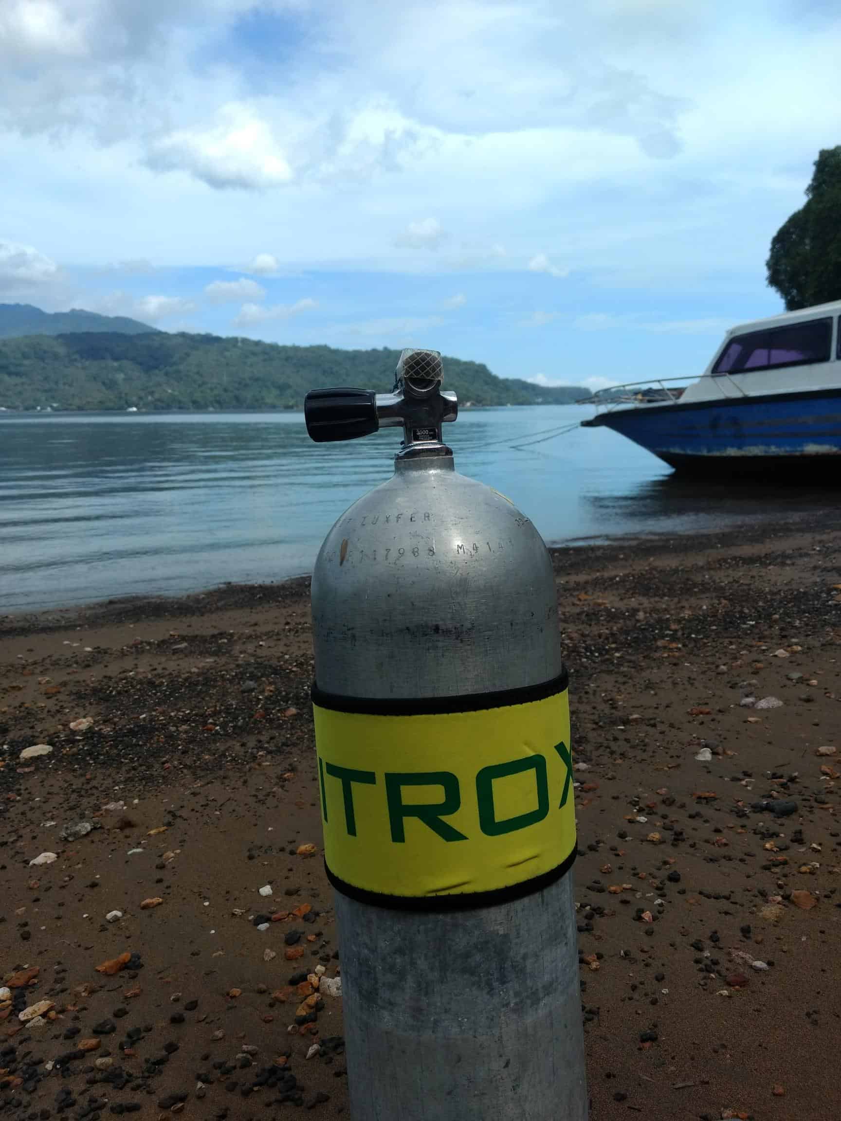 Nitrox tank Diving nitrox in Lembeh