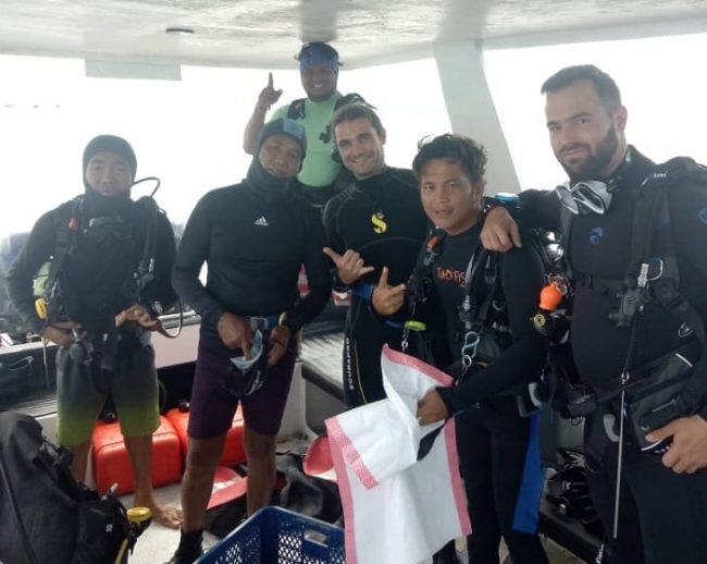 DAD24.3.19 Nudibranchs appreciate Bunaken clean up dives.