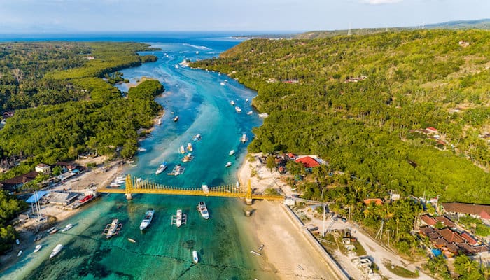 Lembongan Yellow Bridge