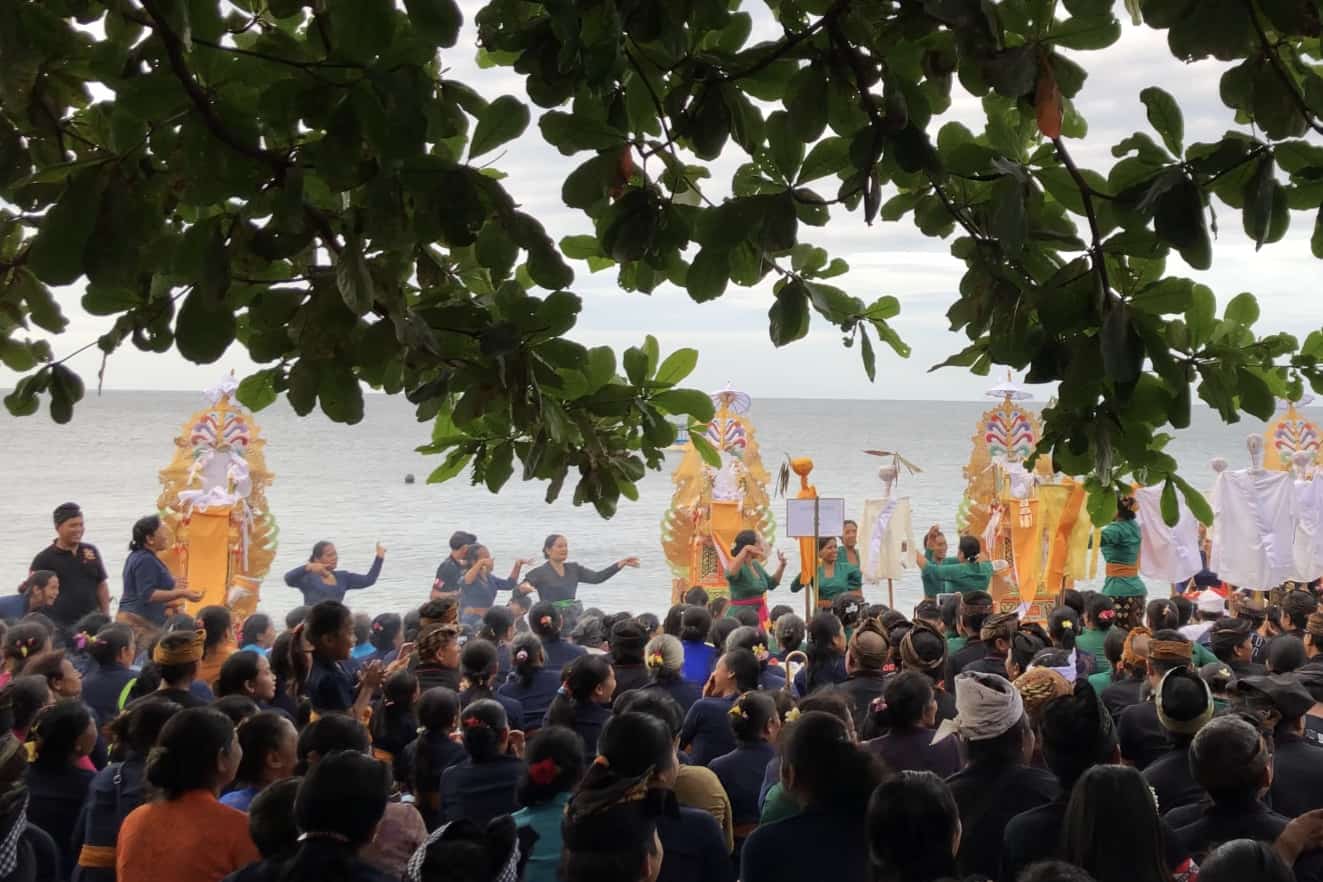 IMG_1576 BALINESE CULTURE AND NEW DIVE SITE IN AMED