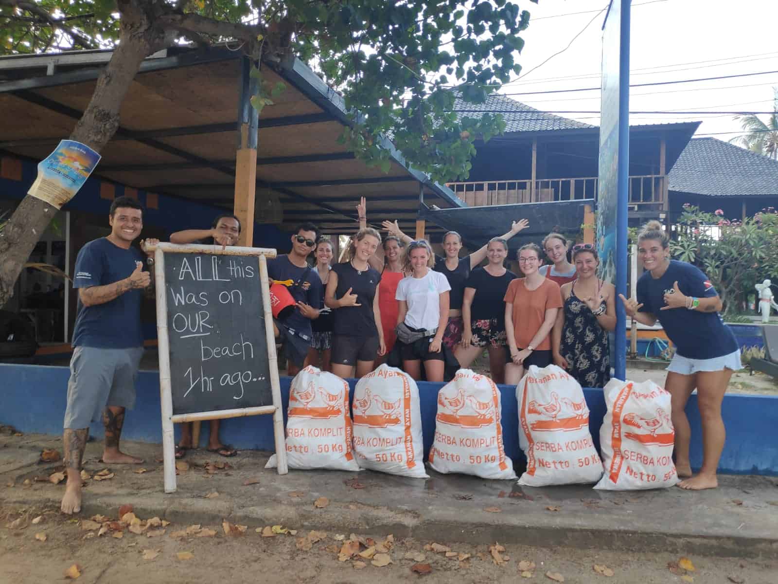 IMG-20190926-WA0002 Cleanup Gili Air