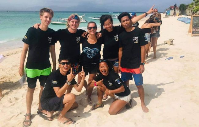 48221750_2193625114227040_16616030172348416_o IDC Lembongan