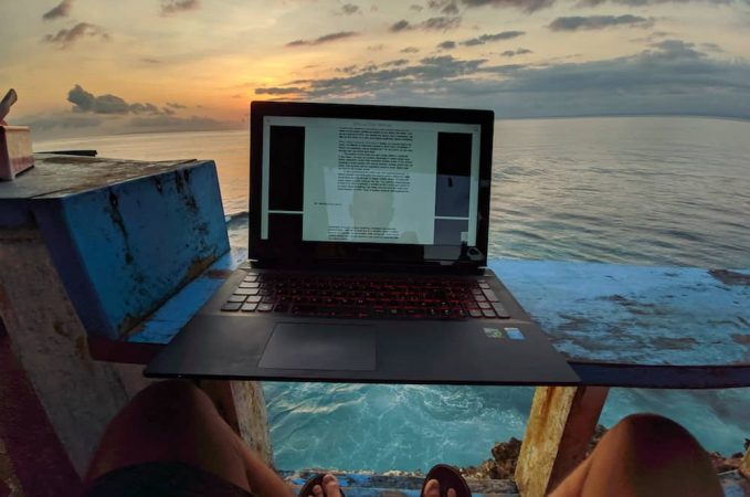 Train to be a divemaster