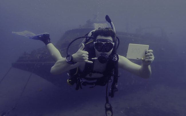 OLYMPUS DIGITAL CAMERA 100th dive